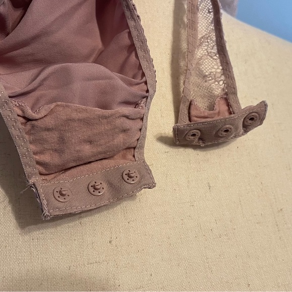 Satin & lace VS bodysuit teddy - Picture 6 of 7